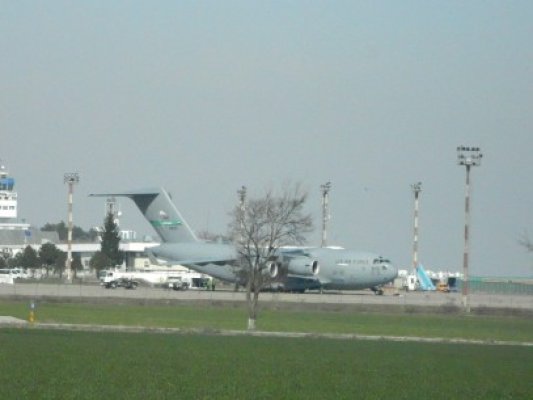 Maior: E nevoie de replanificarea forţelor militare în statele de graniţă ale NATO